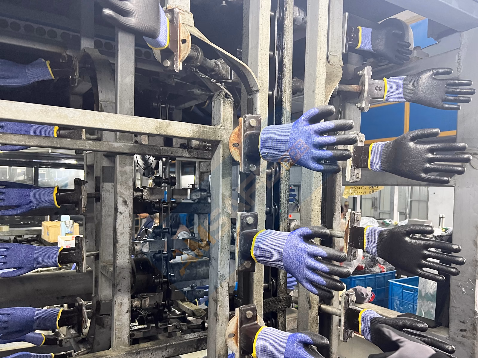 Línea de recubrimiento y curado de guantes de PU AMSAFE